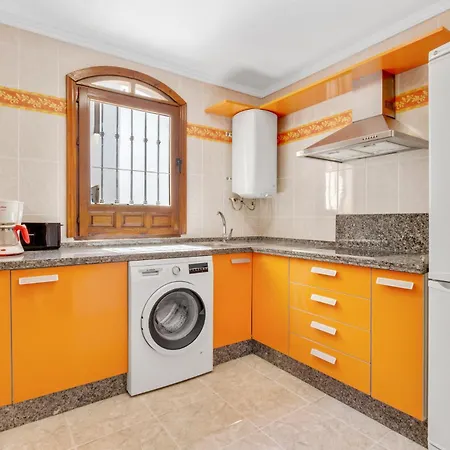 Apartment Pueblo Blanco 4 *